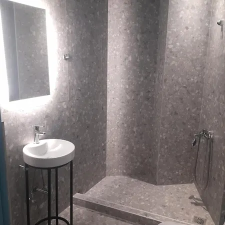 Mp Luxury α3 Apartmán *